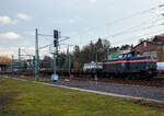 Die 212 055-8 (92 80 1212 055-8 D-JH) der JH - Joseph Hubert Bauunternehmung GmbH & Co.