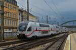 DB Triebzug 4010 117 CH- DB Mecklenburgische Ostseek�ste, f�hrt in den Bahnhof Wien Westbahnhof ein.