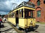 Straßenbahn / Stadtverkehr; Wehmingen ex Berlin und Karlsruhe;     T 24-49 Nr.5964 von Hawa Baujahr 1924 am Bahnsteig in Wehmingen am 15.06.2014.