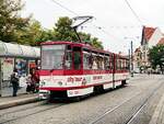 Straßenbahn / Stadtverkehr; Erfurt;     Tatra KT 4 D Nr.522 von CKD Baujahr 1987, auf dem Domplatz in Erfurt.