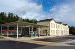   Der Bahnhof Nidda (Wetterau) am 18.08.2014, von der Stra�enseite.