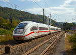   Der ICE 4  - Tz 9011 (BR 412 / 812) rauscht am 23.09.2020 durch den Bahnhof Marburg (Lahn) in Richtung Kassel.
