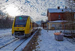   Der VT 504 ein Alstom Coradia LINT 41 der neuen Generation (95 80 1648 104-5 D-HEB / 95 80 1648 604-4 D-HEB) der HLB (Hessische Landesbahn GmbH) fährt am 18.01.2017, als RB 96  Hellertalbahn 