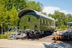   Die Ganzstahlbauart Donnerbüchse 85 612 Köln der Gattung Ci-30 (Baujahr 1931) als Denkmal und für Veranstaltungen mietbarer Wagen, beim alten Bahnhof Deuz (heute Netphen-Deuz) am