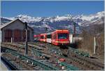 Nachdem in Saint Germain-Les-Bains-le-Fayet der SNCF Z 800 803/804 als TER nach Vallorcine bereitgestellt wurde, war es nun am SNCF Z 850 055 der von Vallorcine angekommen ist, sich ins D�p�t zu