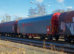 Recht neuer und noch nicht beschmierter, vierachsiger Drehgestell-Flachwagen mit verschiebbarem Planenverdeck und Lademulden für Coil-/Spaltbandtransporte, 33 87 4673 052-6 F-ERSA der Gattung