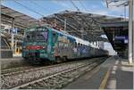 Trotz der vielen neuen Fahrzeuge bei der FS Trenitalia stand dann doch noch ein etwas älterer Triebwagen in Parma, der wohl auf die Abfahrt nach La Spezia wartete: der Ale 642 017; leider