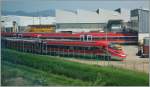 F�r mich einer der sch�nsten Hochgeschwidigkeitsz�ge der letzen Jahre: Der FS ETR 400  Frecciarossa 1000  im Werkgel�nde von Pistoia am 21.