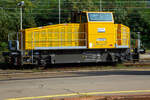 Die Diesellok IT-RFI 270847-4 eine zweiachsige dieselhydraulische IPE Locomotori 2000 Rangierlokomotive vom Typ IPE 600 der Ceprini Costruzioni Srl (Orvieto) ist am 07.09.2021 im Bahnhof Domodossola