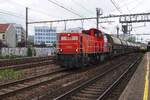 Am 21 Mai 2026 durchfahrt der Zinkerzzug mit 6463 Antwerpen-Berchem auf den Weg nach Budel in die Niederlande.