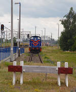 Die SM42-616 (98 51 8 620 817-1 PL PKPIC), eine Fablok 6Da (Typ Ls800E) der PKP Intercity, steht am 25 Juni 2017 beim Hauptbahnhof Posen (Poznań Gł�wny).
