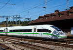 Der ICE 4 Steuerwagen der ersten Wagenklasse (DB 812 Apmzf)  93 80 0812 024-9 D-DB des Tz 9024, der DB Fernverkehr AG am 08 September 2021bei der Einfahrt in den Bahnhof Spiez.