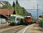100 Jahre BLS: Trotz vieler Menschen war das Fotografieren �berraschend gut m�glich und so entstand bei einer solchen M�glichkeit dieses Bild mit der BLS Ae 6/8 205 und ihrem  Swiss Classic -Zug und