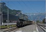 Die schöne SBB Brünig Bahn Tallok G 3/4 208 der Ballenberg Dampfbahn rollt im Rahmen der Schweizer Dampftage Brienz 2018 in den Bahnhof von Meiringen.