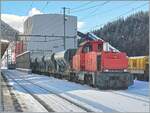 Eine weitere Am 841, die Am 841 013 (Am 92 85 841 013-6 CH-LPAG) macht sich mit einem Güterzug bereit um in Richtung Göschenen zu fahren.

21. Jan 2025