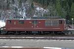 Seitenblick auf BLS 193 'STEG' in Kandersteg nam 1.Jänner 2020 vom Bahnsteig gemacht.