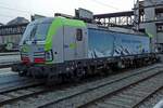 Am Abend von 1 Januari 2020 steht BLS 475 403 in Spiez.