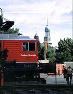 Ge 4/4 II Nr.81 der FO von SLM bei der IVA in Hamburg im Oktober 1979. Das Fahrzeug ist mit der Kirche des Hamburger Michel im Hintergrund eine Rarit�t.