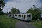 Als Erg�nzung zu Walters Bild des unbewachten Bahn�bergangs bei Conraux dieses Bild des MOB BCFe 4/4 N� 11 an fast der gleichen Stelle.