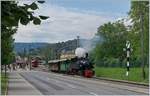 Der  Klassiker : Die Blonay-Chamby Bahn G 2x 2/2 105 verlässt mir ihrem Dampfzug Blonay.
