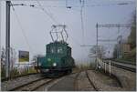 Die Blonay-Chamby Bahn +GF+ Ge 4/4 N° 75 (Baujahr 1913) verlässt das neblige Chamby in Richtung Chaulin.