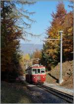 Der CEV BDeh 2/4 N° 73 kommt als Regionalzug 1379 aus dem Bois de Chexbres...