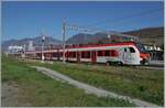 Nun werden sie wohl bald im Planbetrieb zu sehen sein die ersten neuen EVO RA Triebzüge, hier noch bei einer Testfahrt in Bex zu sehen: der neue RegionAlps RABe 533 703.