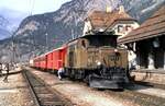 RhB Ge 6/6 I Nr.415 mit Sonderzug zum RhB Jubil�um in Zernez im September 1989.