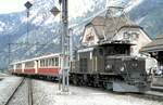RhB Ge 6/6 I Nr.412 mit Salonwagen beim RhB Jubil�um in Zernez im September 1989.