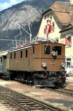 RhB Ge 4/6 Nr.353 in Zernez im September 1989.