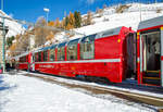 RhB Bps 2515 ein 2.Klasse Bernina-Express Panoramawagen mit Serviceabteil der 2.