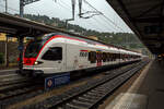 Der vierteilige Stadler FLIRT RABe 524 003 / ETR 524 003 „Tre Valli“ der TiLo (Treni Regionali Ticino Lombardia) am 02 August 2019, als RE von Milano Centrale nach Erstfeld.