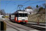 Der cmn trn tranN BDe 4/4 3 wartet in Les Brenets auf die Rückfahrt nach Le Locle.
