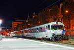 Nachtschw�rmereien - Ein Zug vom Voralpen-Express ist am 29.09.2012 (3:282Uhr) im Bahnhof Luzern abgestellt.
