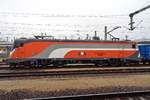 Ex-CFR 40, heute nach Umbau -mit die neuste Nase- Transmontana Ellok 610 103 durchfahrt nahmens MMV Budapest Kelewnföld am 21 September 2017.